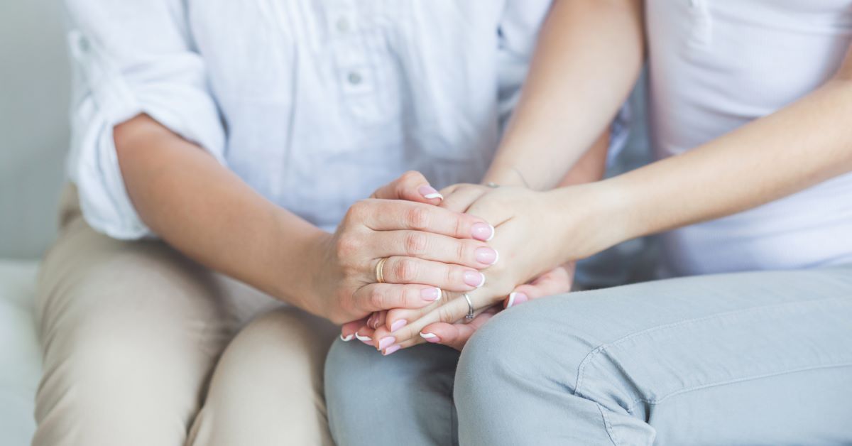 How To Support Someone After A Miscarriage: Practical Ways to Offer Meaningful Help